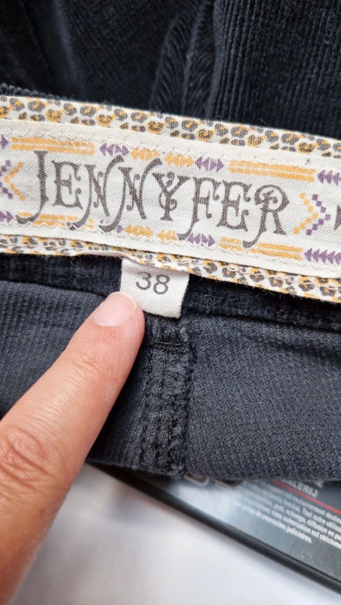 Short velours. - photo numéro 4