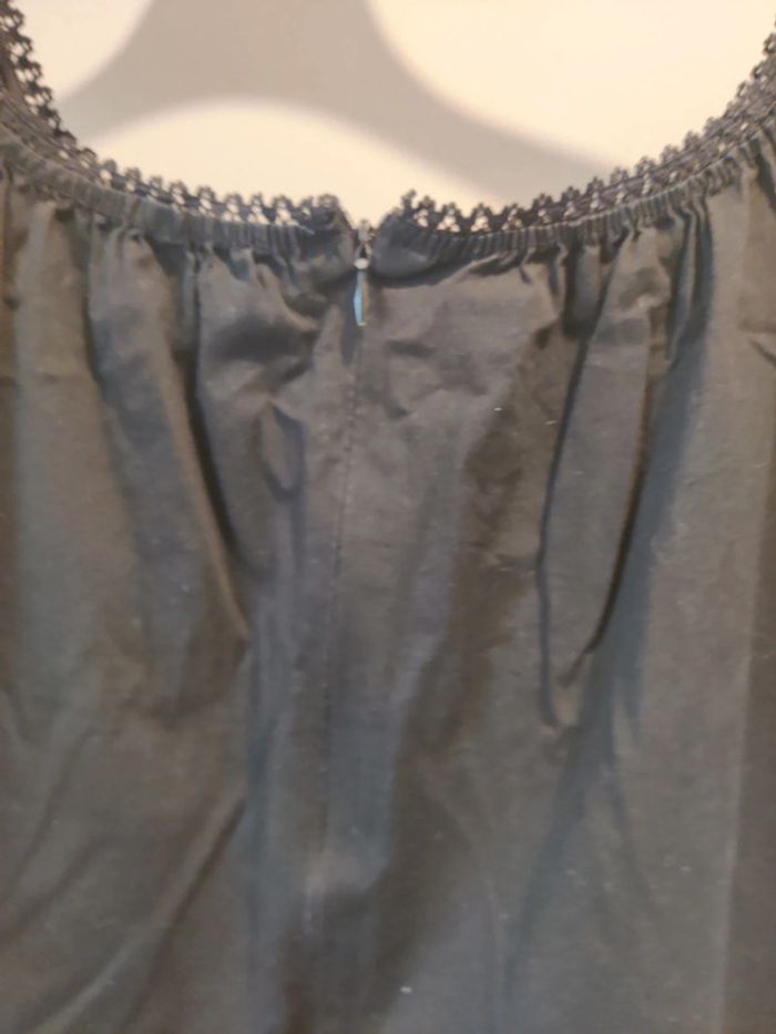 Robe noire - photo numéro 4