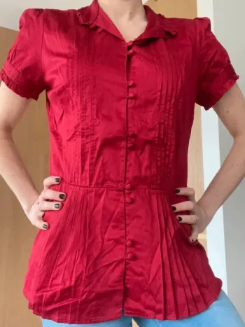 Blouse rouge massimo Dutti 32