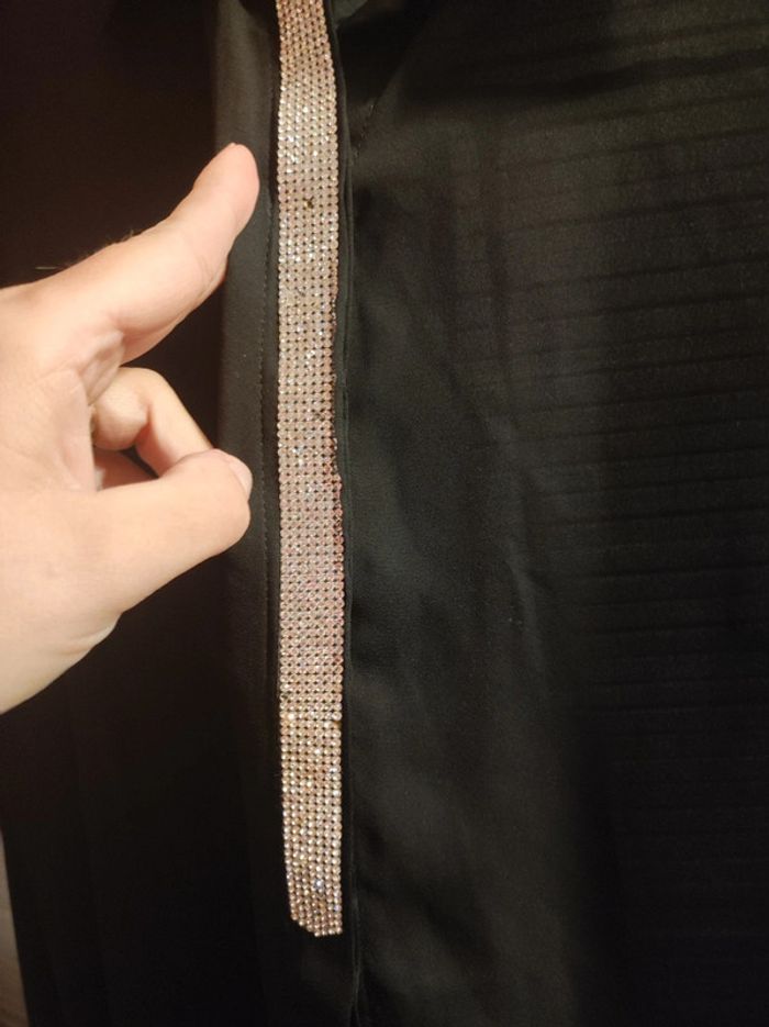 Chemisier noir à strass - photo numéro 2