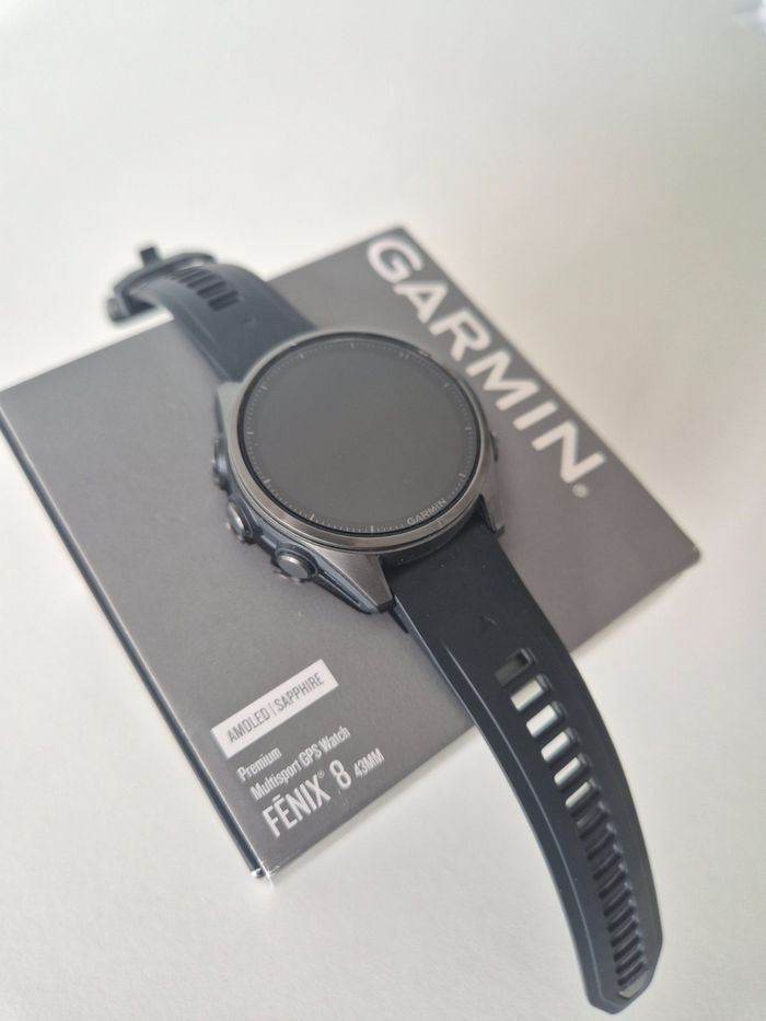 Garmin Fenix 8 Amoled Sapphire GPS-Whr 43mm - Top condition - livraison rapide ! - photo numéro 8