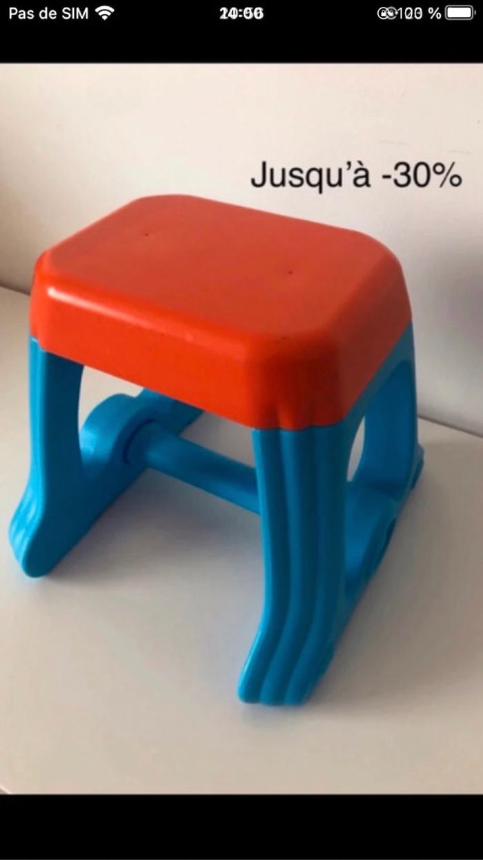 Tabouret enfant bleu et orange chaise assise motricité 20 cm de haut autonomie repas apprentissage Légère trace sur la peinture