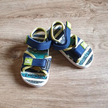 ⭐ Sandales a scratch pointure 25 ⭐