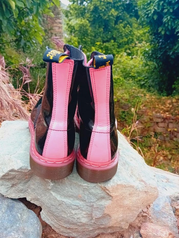 Dr. Martens Pascal vernis noir et rose 39 - photo numéro 9