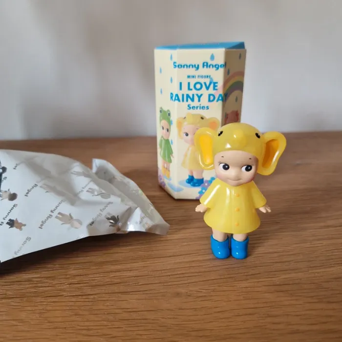 Figurine Sonny Angel - I love rainy day series