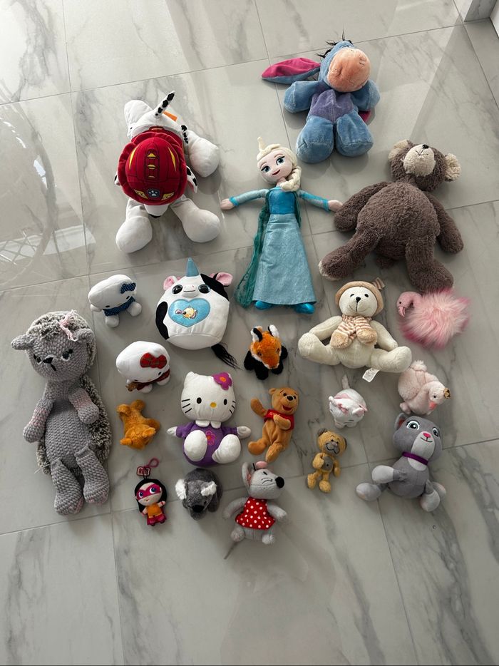Lot peluches diverses
