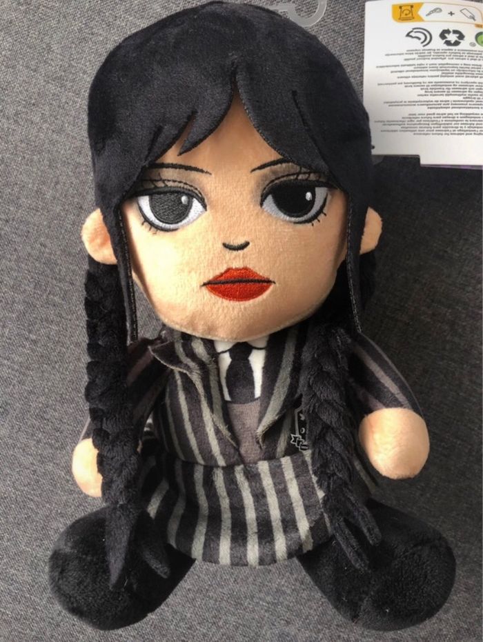 Peluche Wednesday - photo numéro 4