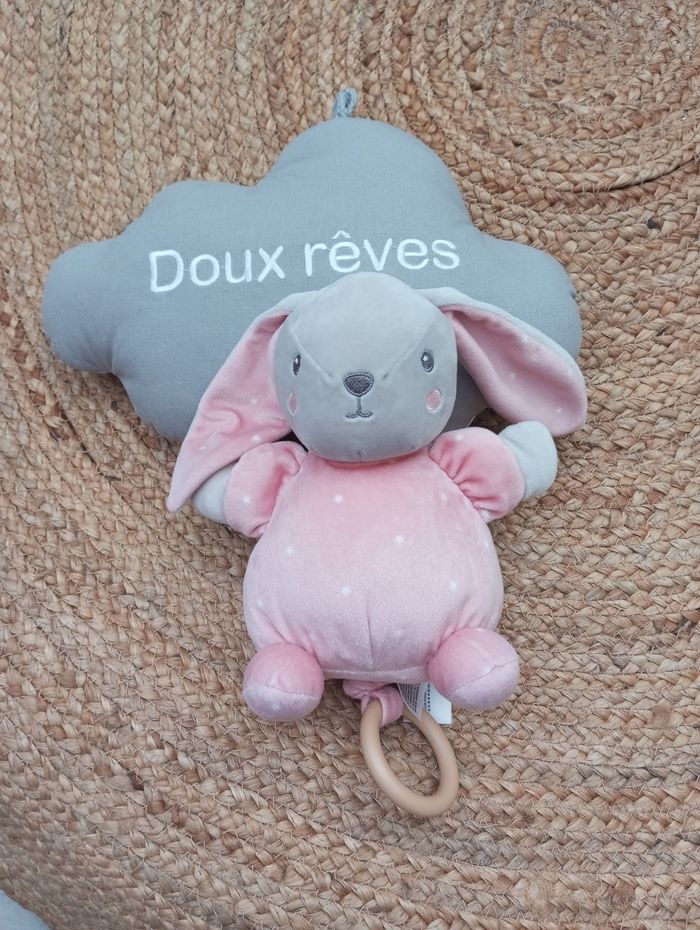 Lapin musical neuf