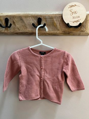 Gilet vieux rose 6 mois Kiabi