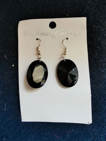 Boucles a strass noirs