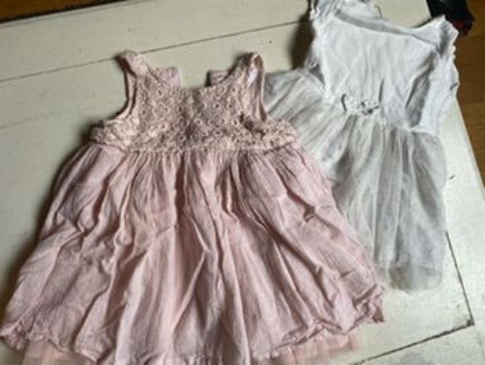 Lot de vêtement fille de 0 à 12 mois - photo numéro 5