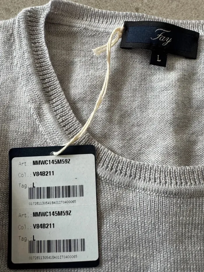 Haut manches longues gris Fay en laine vierge, taille L, neuf avec étiquette, - photo numéro 4