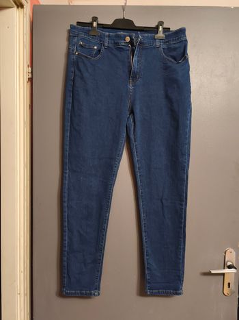 Jean femme taille 46