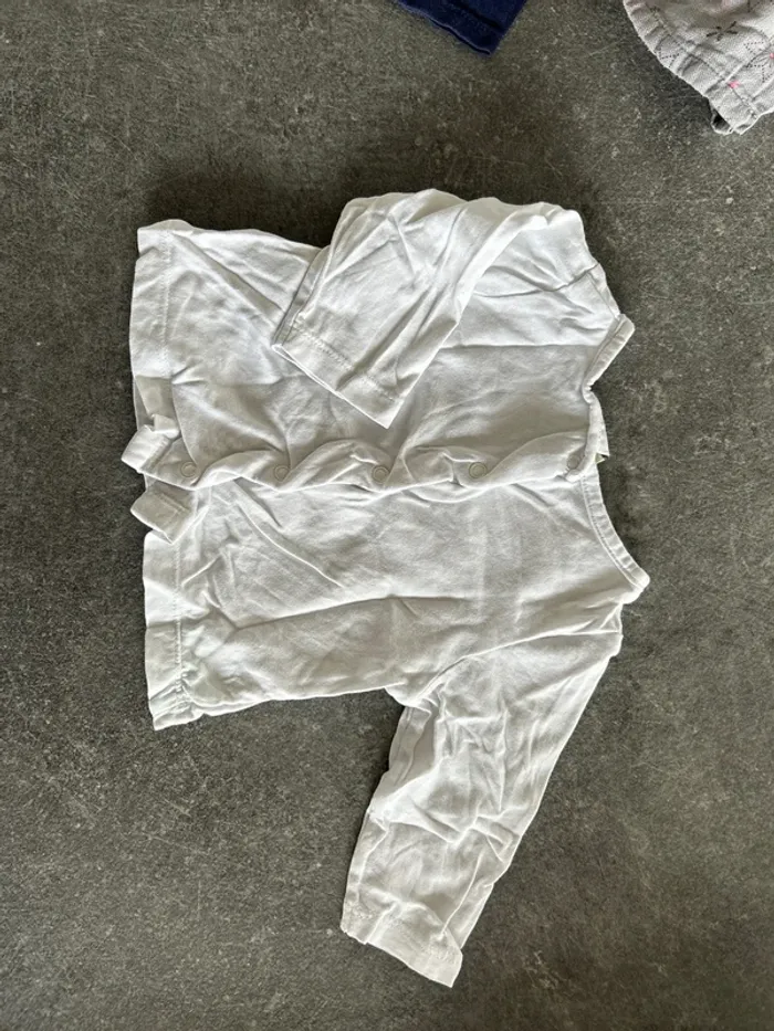 Lot de 4 tee-shirt manches longues 3 mois - photo numéro 6
