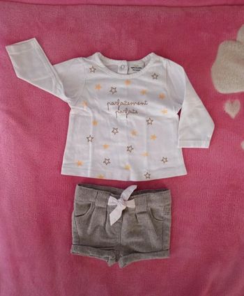 Ensemble Tape à l'Oeil taille 3 mois en très bon état