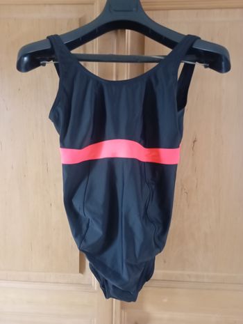 Maillot de bain 1 pièce decathlon taille M/L