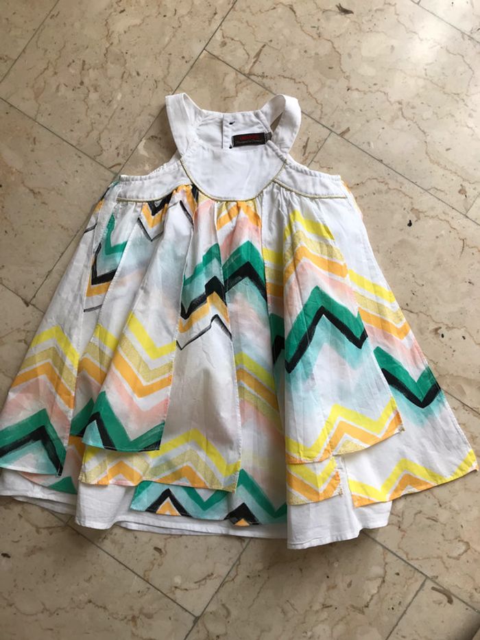 Robe Catimini à volants fond blanc 3 Ans