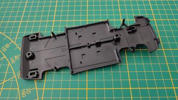 Châssis exterieur pièce détachée miniature Porsche 959 1/24 Burago #B46