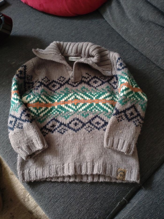 Pull 3 pommes taille 2 ans
