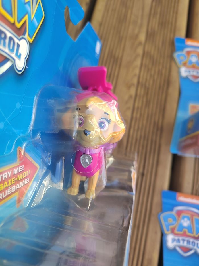 Lot 4 figurines Paw Patrol Pat’Patrouille – Marshall, Chase, Skye, Rubble – Neuf sous blister - photo numéro 7
