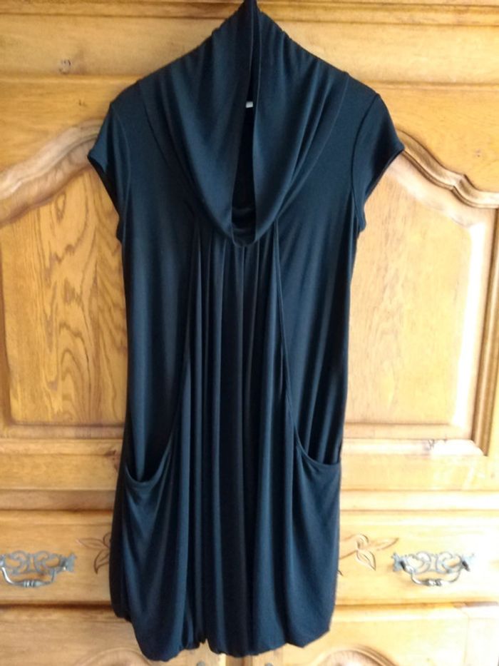 Robe noire MC - photo numéro 6