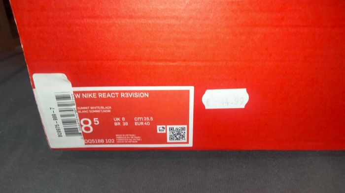 Nike air toute neuve jamais porté - photo numéro 6