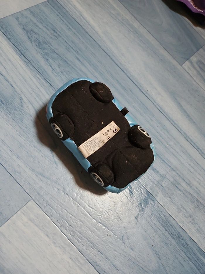 Peluche Voiture Porsche Carrera Mattel cars - photo numéro 3