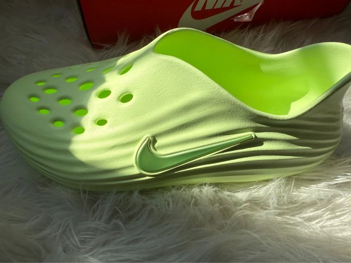 Nike Reactx rejuven8 vert clair