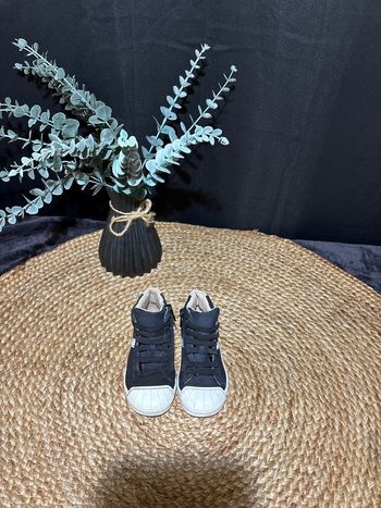 Chaussures enfant pointure 25