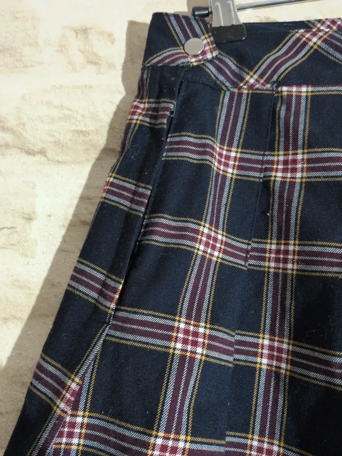 Jupe plissée à carreaux H&M – Taille 36 – Très bon état - photo numéro 3