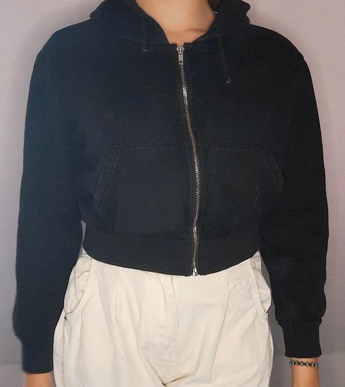 Sweat crop a capuche