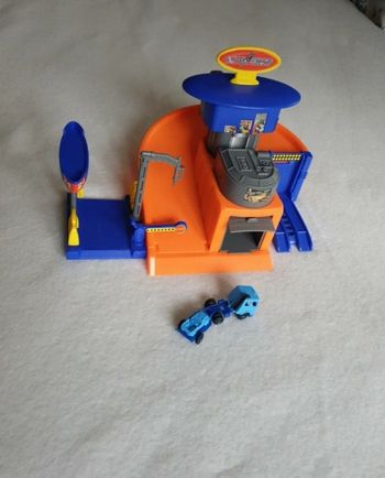 Petit garage auto shop