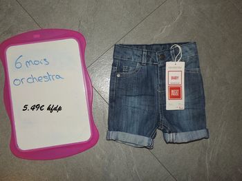 short en jeans orchestra taille 6 mois neuf