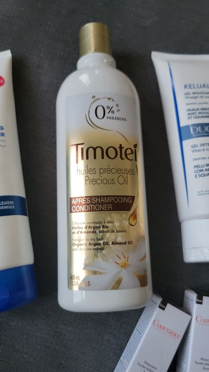 Lot produit shampooing - photo numéro 2