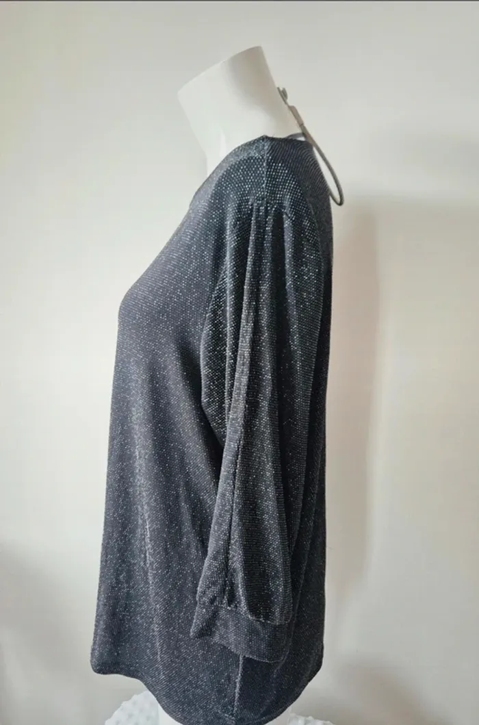 Superbe Tee-shirt ouvert sur les épaules M - photo numéro 3