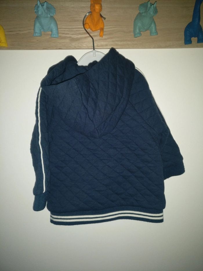 Veste molletonnée Tape à l'oeil taille 9 mois - photo numéro 2