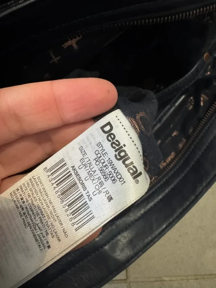 Sac fourre tout Desigual, 38x30cm, bon état - photo numéro 8