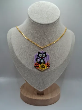 Collier chat sur ces citrouilles