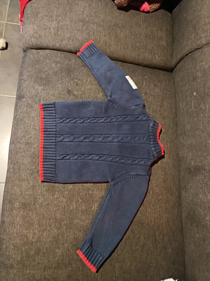 Pull Cadet Rousselle taille 18 mois - photo numéro 3