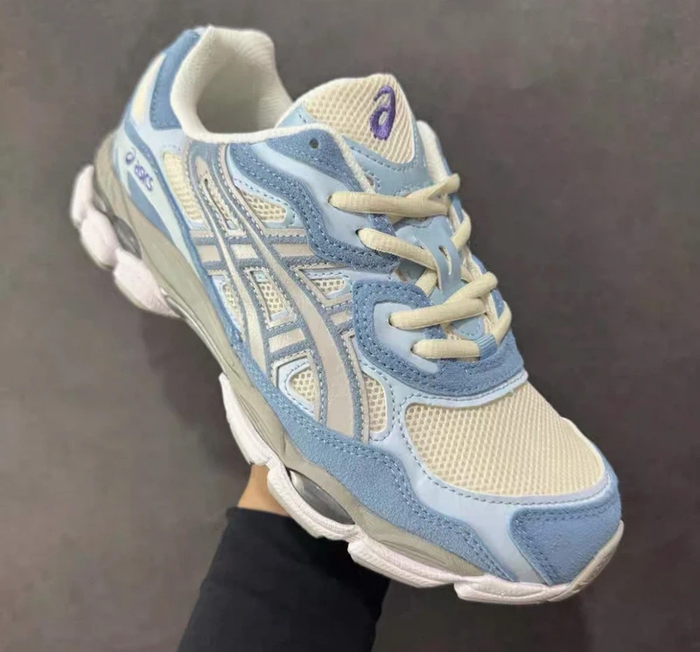 Asics GEL-NYC  taille 42 - photo numéro 3