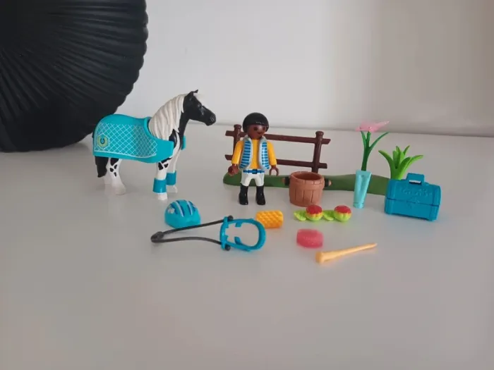 Country Cavalier et son poney Lewitzer  playmobil - photo numéro 5