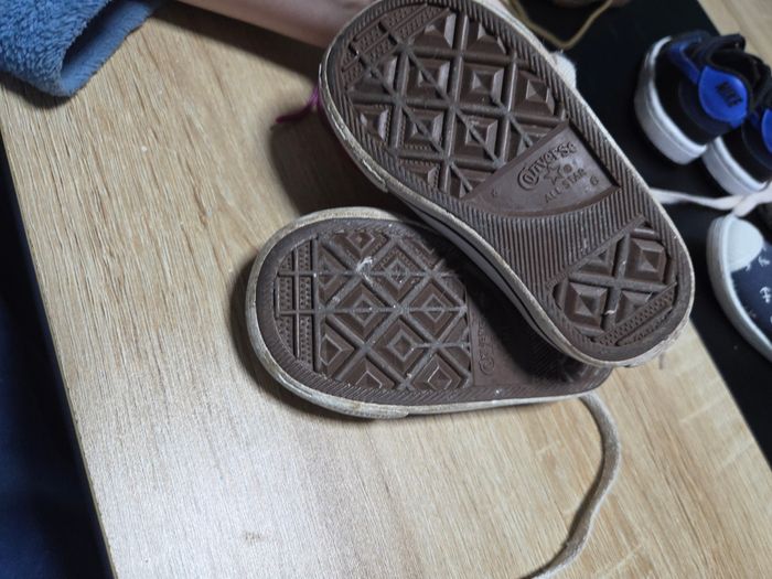 Converse - photo numéro 3