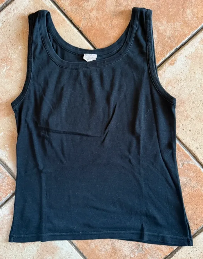 Débardeur noir taille 42/44