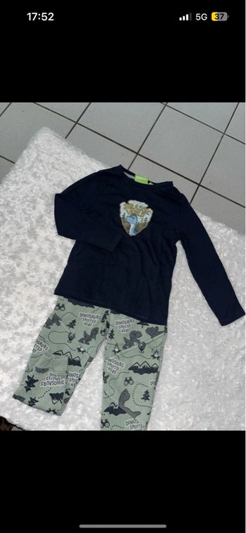 Ensemble Jurassic World