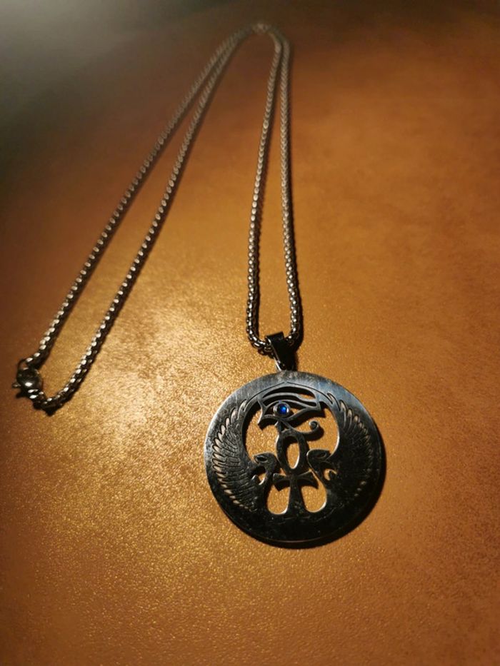 Collier et pendentif croix égyptienne d ankh et œil d horus - photo numéro 2