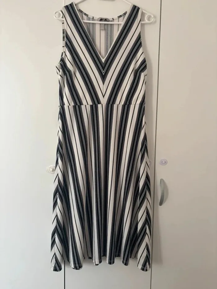 Robe à rayure H&M taille m