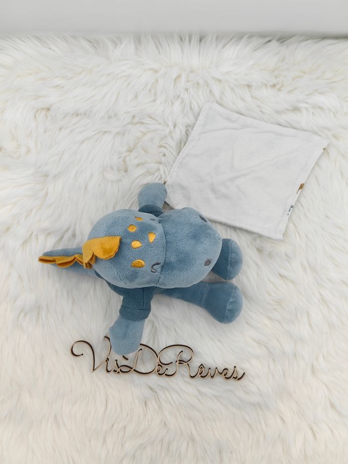 Doudou mouchoir dragon dinosaure bleu et jaune Auchan In Extenso - photo numéro 4