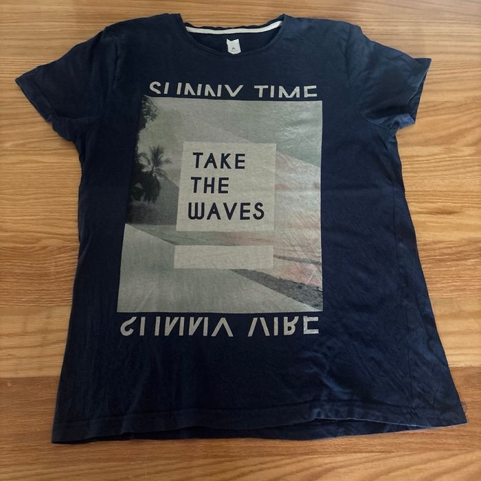 TEE shirt