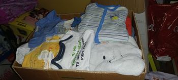 Lot 75 articles  1 à 12 mois