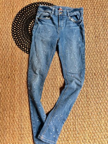 Jean tache rose
